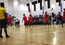 Tim Lapas Unggul 2 Set Penuh atas Rumpun 3