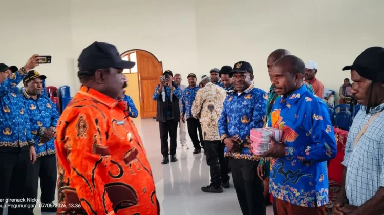 Pemkab Lanny Jaya Salurkan Bantuan Rp700 Juta untuk Pembangunan Rumah Ibadah