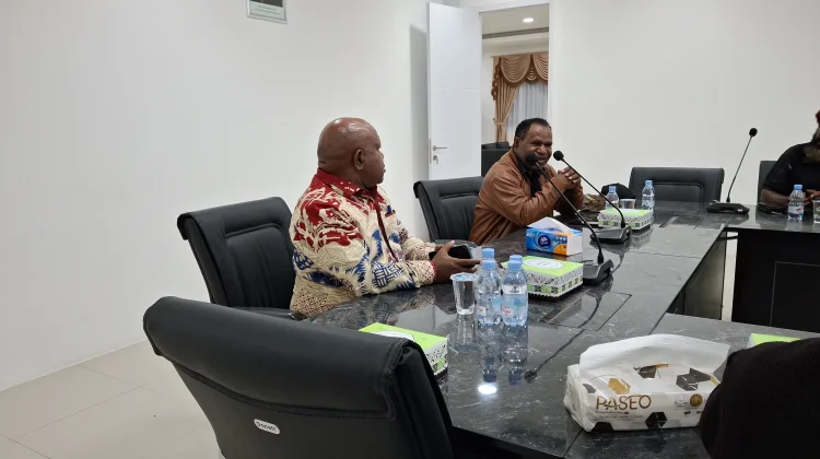Wabup Jayawijaya Ajak Warga Tahan Diri dan Fokus Pencarian Korban Konflik Woma