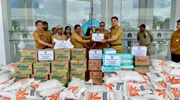 Kemendagri Salurkan Bantuan Pasca konflik untuk Korban Sosial di Jayawijaya