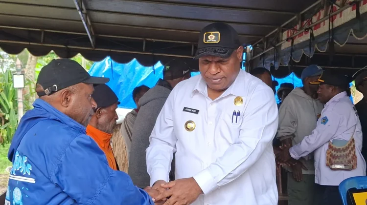 Pemkab Jayawijaya Kembali Bantu Korban Konflik Yang ada di Walelagama dan Musaima