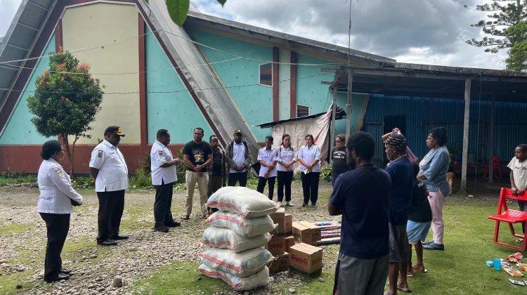 Pemprov  Pastikan Kondisi Pengungsi di Wamena lewat Kunjungan Langsung