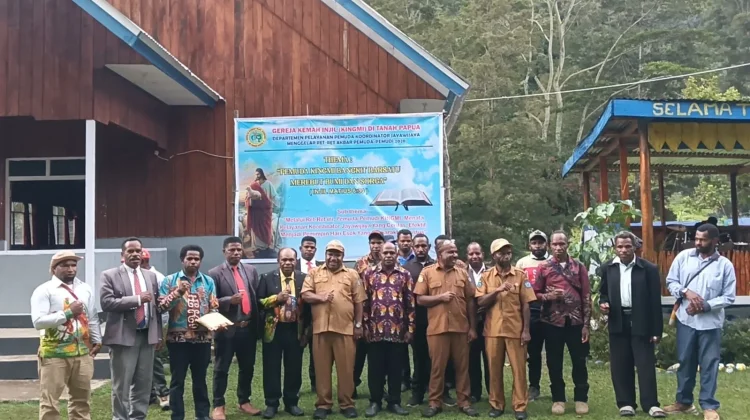 Bupati Jayawijaya Ajak Pemuda KINGMI Jadi Agen Perdamaian