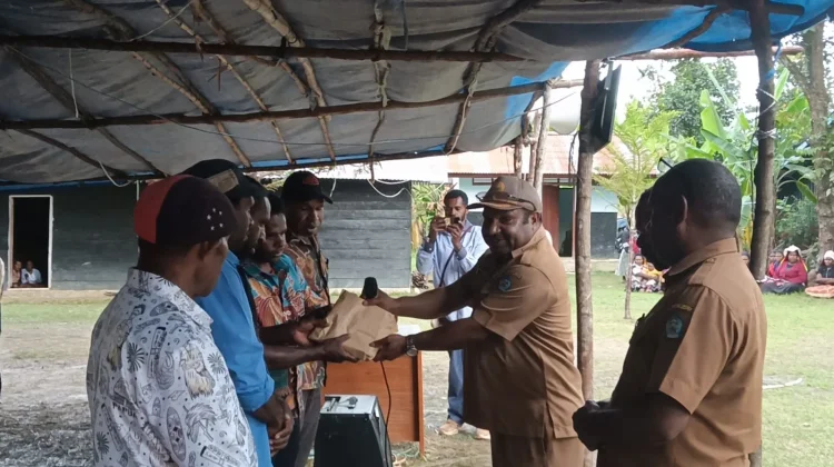 Bupati Jayawijaya Ajak Pemuda KINGMI Jadi Agen Perdamaian