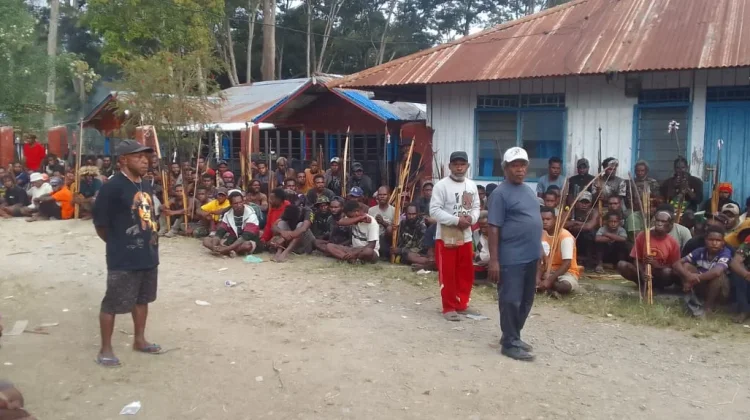 Pertanda Perang Telah Selesai, Woma Kurima Lepas Tali Panah Hingga Pulang ke Kampun