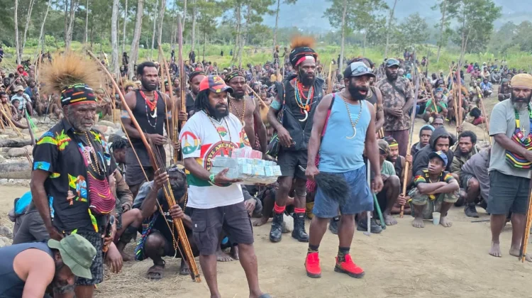 Pemkab Lanny Jaya Gelontorkan Rp1,2 Miliar untuk Dukung Perdamaian Konflik Wamena