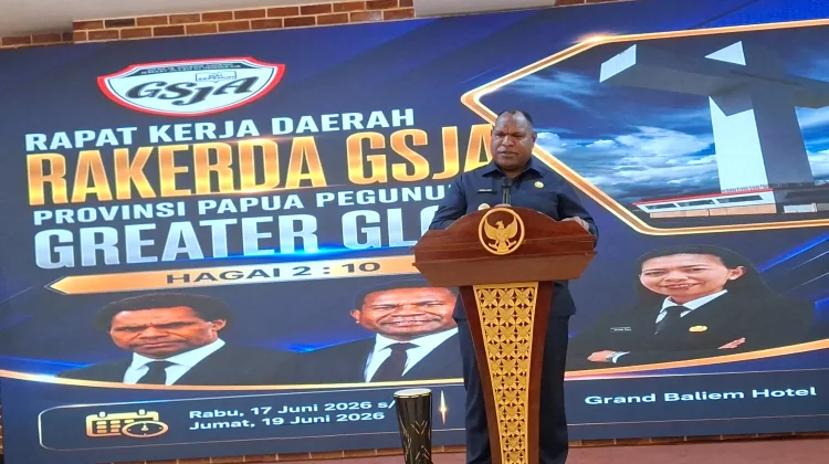 Bupati Jayawijaya Atenius Murip Ajak GSJA Perkuat Sinergi Gereja dan Pemerintah