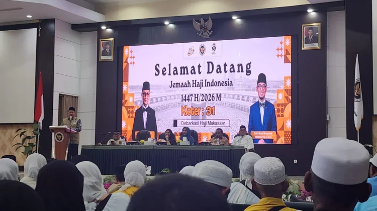 Jamaah Haji Jayawijaya Tiba di Embarkasi Makassar dengan Selamat