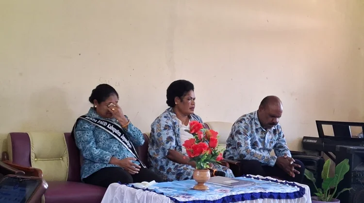 Ketua TP PKK Jayawijaya Haru, Ajak Jaga Masa Depan Anak Panti Izinmo