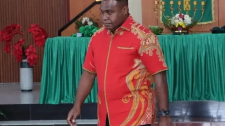 Kapolres Pegubin Mengikuti Ibadah Di Jemaat GKI Maranatha Oksibil