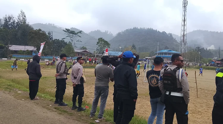 Jelang HUT RI ke-81, Polres Pegunungan Bintang Laksanakan Patroli