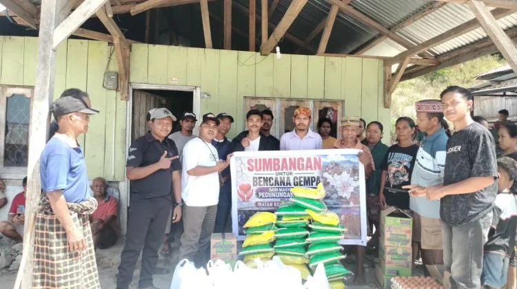 Bantuan Dari Masyarakat Pegunungan Bintang Untuk Gempa NTT