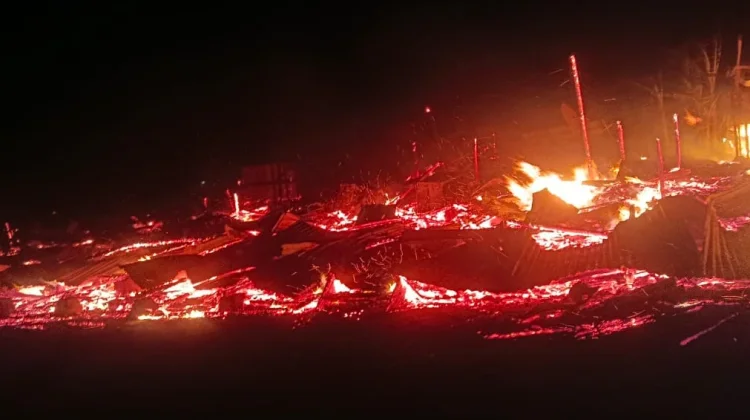 Pos Ramil 1715-04 Okbibab di Pegunungan Bintang Ludes Terbakar