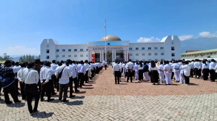 Ratusan CPNS Tak Hadir Apel, Bupati Jayawijaya Tegaskan Kedisiplinan