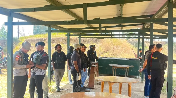 Polres Jayawijaya dan Brimob Polda Papua Musnahkan Amunisi GL40MM di Wamena