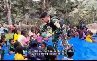Satgas Yonif 511 Gelar Makan Bersama Gratis Ke-23 Bersama Warga Kampung Tima