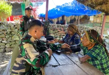 Satgas Yonif 511/DY Pos Kanggime Gelar Pelayanan Kesehatan Terpadu untuk Warga