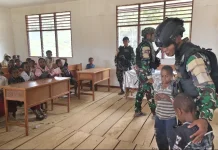 Satgas Yonif 511/DY Dukung Pendidikan Anak Papua di Lanny Jaya