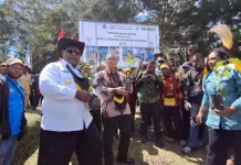 Dorong Pangan Lokal Berkelanjutan Pemkab Jayawijaya Tanam Pohon di Yalengga