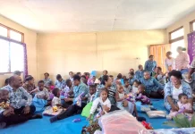 TP PKK Jayawijaya Kunjungan Kasih ke Panti Asuhan Izinmo di Distrik Muliama