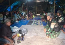 Pererat Hubungan dengan Warga, Satgas Yonif 511/DY Anjangsana di Karubaga