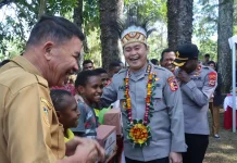 Astamaops Kapolri dan Kapolda Papua Kunjungi Pusat Olah Seni di Wesaput