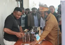 Bupati Buka Musda I KADIN, Efraim Wandik Nahkodai KADIN Kabupaten Tolikara