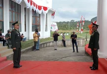 Dandim 1706/Nduga Pimpin Upacara Penurunan Bendera HUT ke-81 RI di Kabupaten Nduga