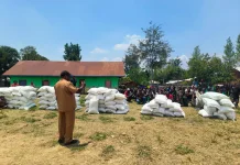 Pemkab Nduga Salurkan bantuan beras bagi masyarakat di 11 distrik wilaya I