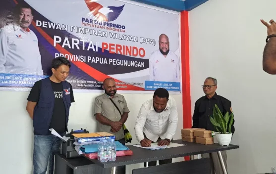 Bawaslu Papua Pegunungan Gelar Konsolidasi Demokrasi di Honai Perindo