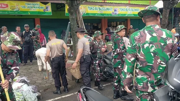 Gerakan Kulon Progo Asri sasar Pasar Wates Kulon Progo