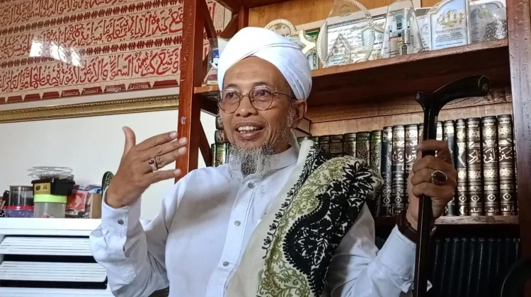 Ibadah dalam Kesunyian di Pesantren Tuli Darul Ashom Sleman