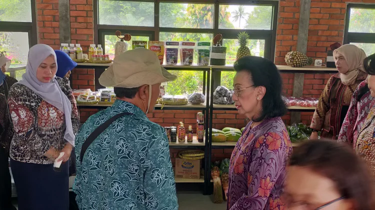 GKR Hemas Kunjungi Jogja Agro Park