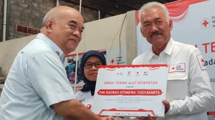 PMI DIY Distribusikan Bantuan Peralatan Medis