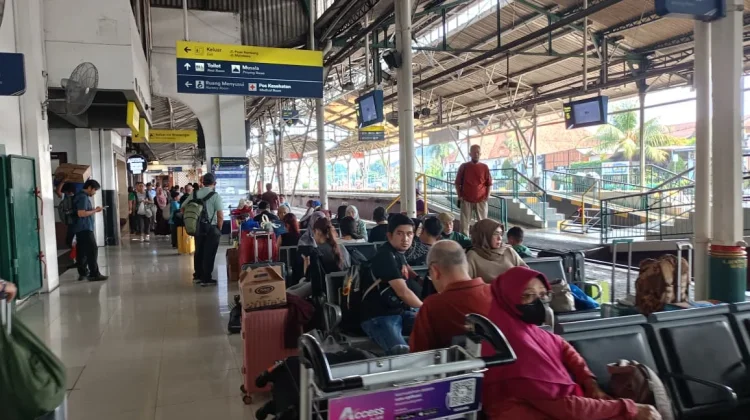 Mobilitas Meningkat, Daop 6 Jalankan KA Tambahan dan Beri Diskon 30 Persen