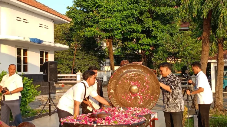 Berumur 160 Tahun, Gamelan dan Wayang Kulit RRI Yogyakarta Disucikan lewat Jamasan