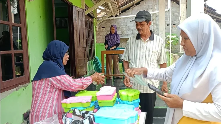 Cegah Stunting, Warga Cebongan Lor Rutin Gelar Posyandu dan Bagikan PMT
