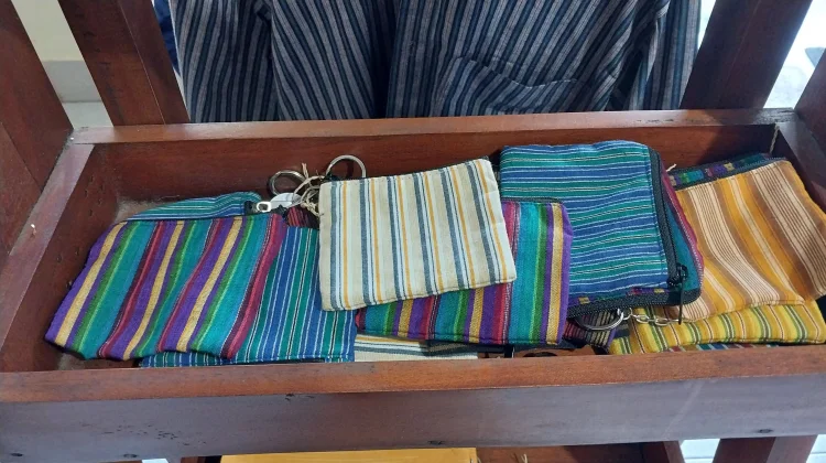 Kain Tenun Lurik Kurnia, Pertahankan Tradisi di Tengah Modernisasi