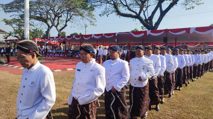Suasana Historis dalam Upacara Peringatan Hari Jadi Bantul ke-195