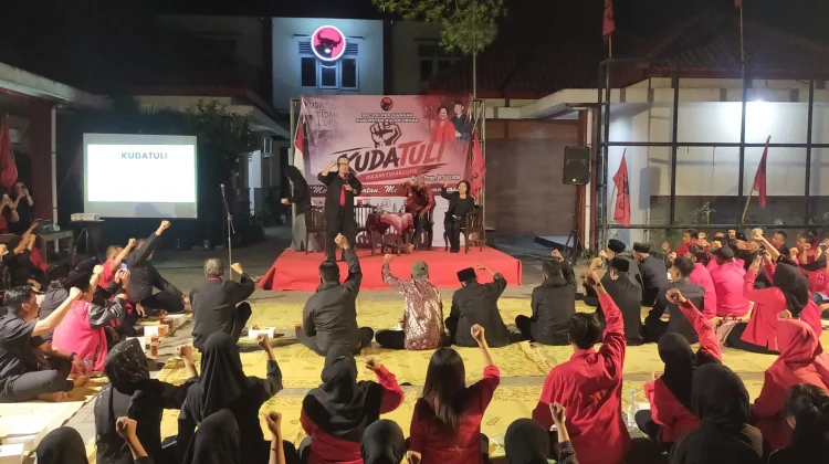 DPC PDIP Kulon Progo Gelar Malam Renungan Kudatuli