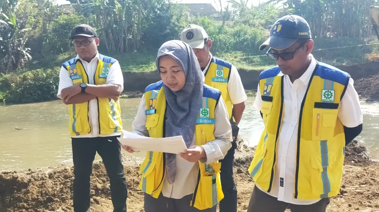 Balai Besar Wilayah Sungai Serayu Opak Normalisasi Sungai Serang