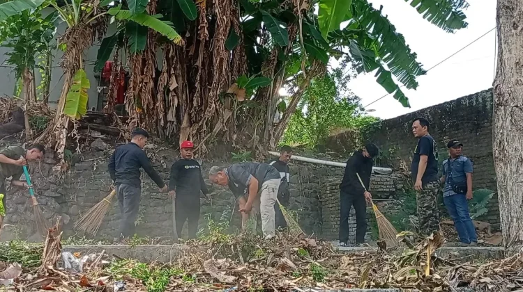 Belasan Klien Bapas Yogyakarta Jalani Pidana Kerja Sosial di Surokarsan