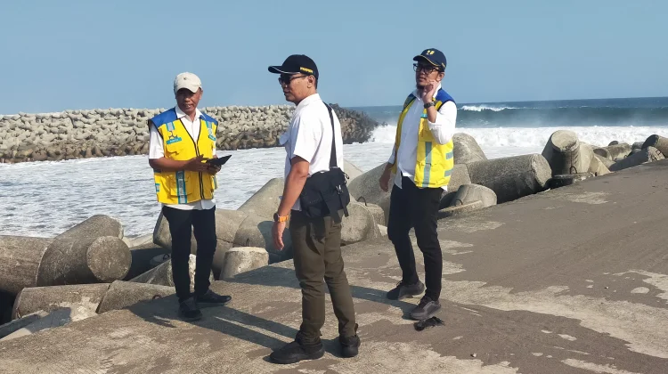 Balai Besar Wilayah Sungai Serayu Opak Tinjau Kerusakan Bangunan Jetty Bogowonto