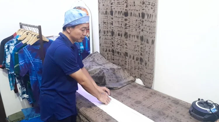 Dua Tahun Belajar di Lapas, Nuriman Kembangkan Produksi Kain Wastra saat Bebas