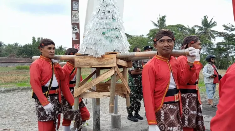 Krisis Air dan Minta Hujan, Warga Sardonoharjo Gelar Tradisi “Kenduri Banyu Udan”