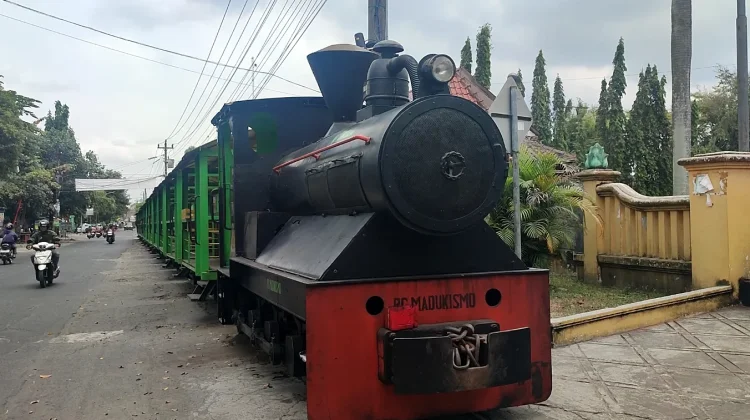 Menelusuri Jejak Manis Madukismo, dari Lori Tua hingga Kristal Gula