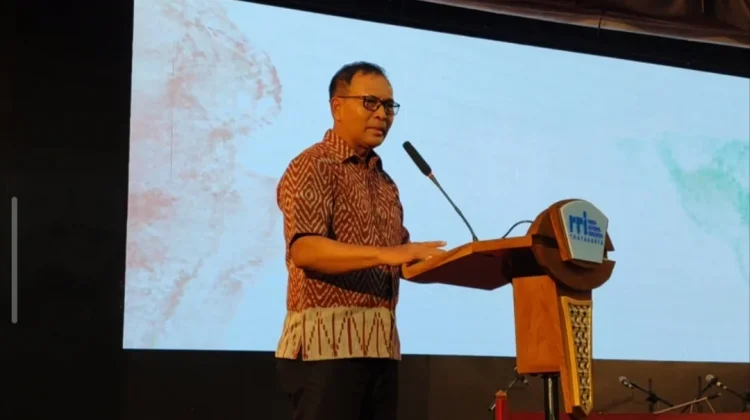 Bermukun, Satu Budaya Tiga Negara