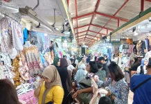 Pasar Beringharjo Diserbu Wisatawan Selama Libur Sekolah