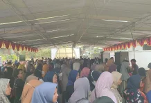 Pasar Murah Guwosari Disambut Antusias, Warga Rela Mengantre