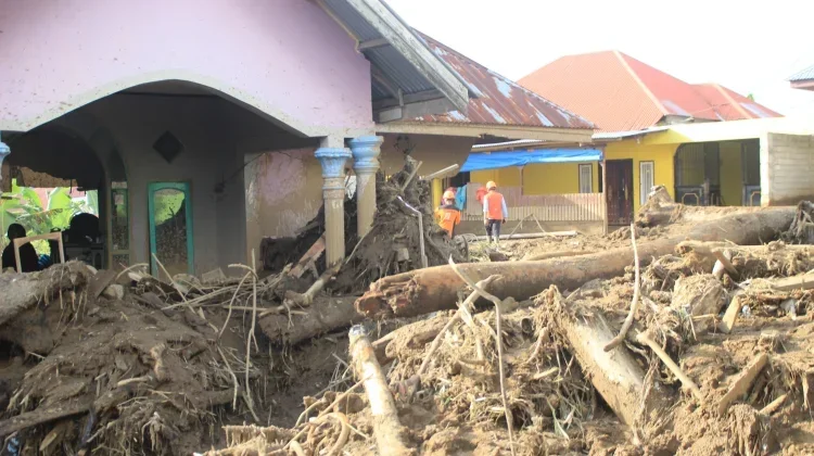 Arosuka Pascabanjir Bandang, dari Darurat menuju Pemulihan